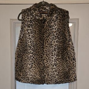 Leopard Print Faux Fur Vest